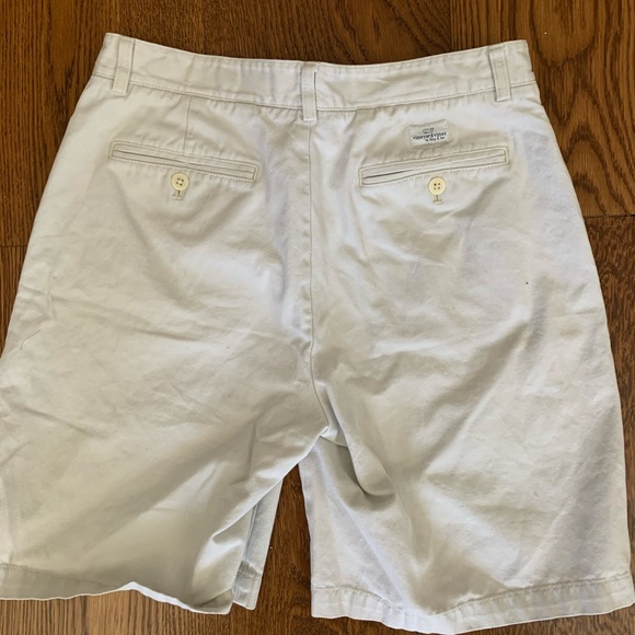 Vineyard vines shorts 9in inseam waist size 32 - Picture 2 of 3